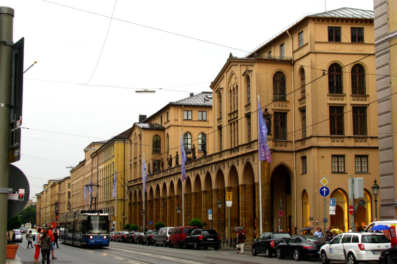 Maximilianstraße